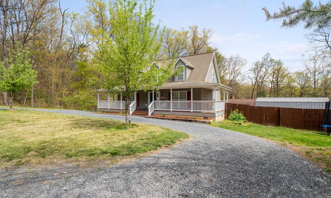 Mount Jackson House | Hottub 🌴, Baby friendly👶, fire-pit 🔥, Views 🌁