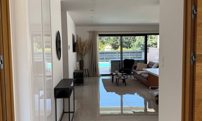 Saint-Martin-de-Valgalgues House | House with pool