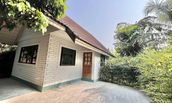 Luang Nuea House | House 1 in Nature near Tao Garden