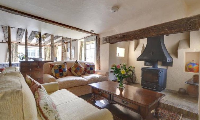 Sissinghurst House | House ∙ 2 bedrooms ∙ 4 guests