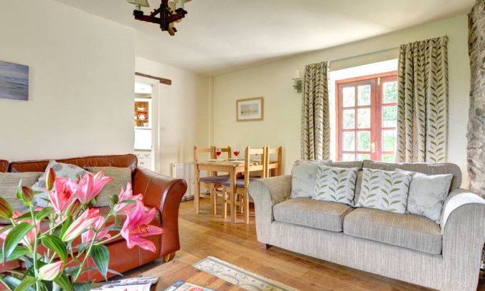 Llanerchymedd House | House ∙ 2 bedrooms ∙ 4 guests