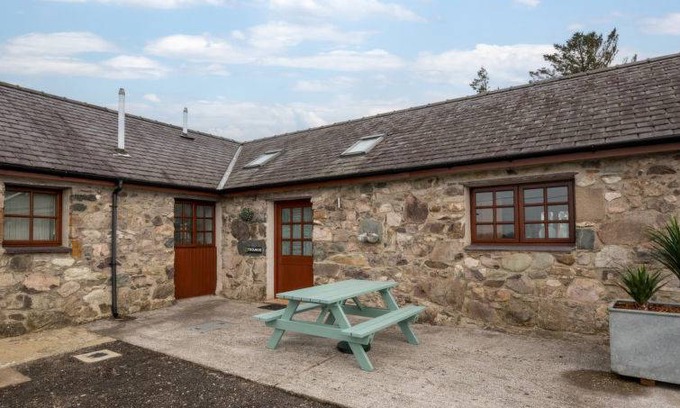 Brynrefail House | House ∙ 2 bedrooms ∙ 4 guests