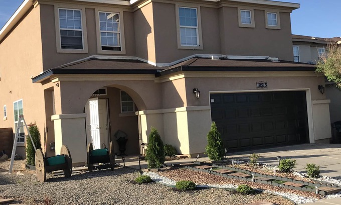 Westgate Heights House | House 3 bd 2.5 bathrooms