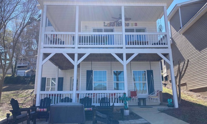 Leesburg House | House #58 Lake Life pet friendly