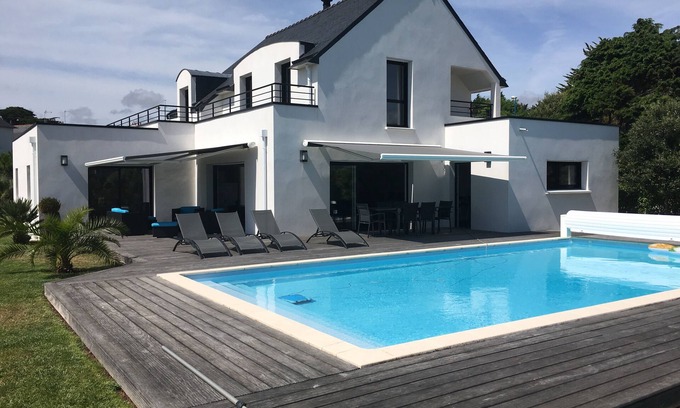 Le Pouldu House | House 8 pers. Heated swimming pool. LE POULDU. CLOHARS-CARNOET
