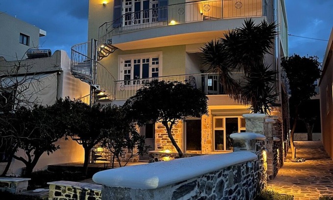 Karystos House | House Amalía - central, stylish, quiet