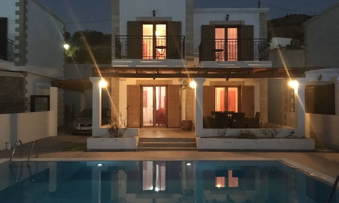 Vlicha Villa | House at only 150m (165 yards) from the beach