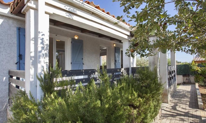 Penta-di-Casinca House | House, beach road in Folelli