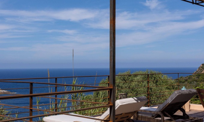 Piana Villa | House between sea and scrubland near Arone beach in Piana, Corsica