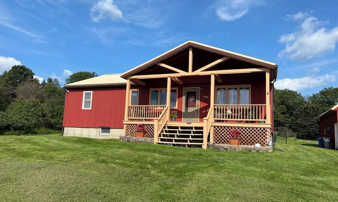 Hartwick House | House - Clover's Ridge, COOPERSTOWN DREAMS PARK SCHEDULE nSUPER CLEAN!