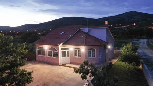 Dugopolje House | House Cord Dugopolje
