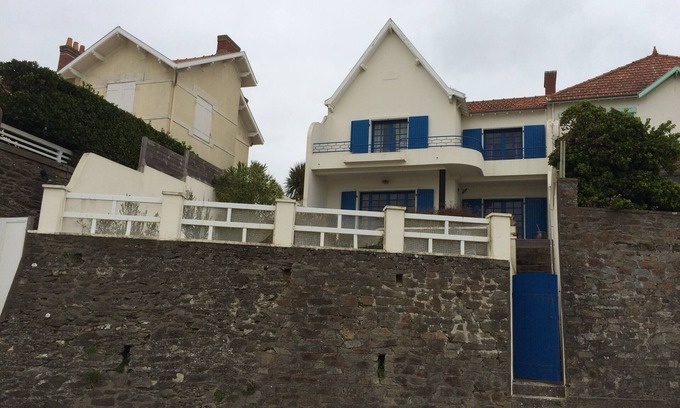 La Bernerie-en-Retz House | HOUSE FOR 10 PEOPLE THE FEET IN THE SAND