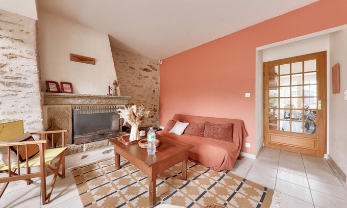Saint-Gildas-de-Rhuys Ski Chalet | House for 6 adults/2 children with garden
