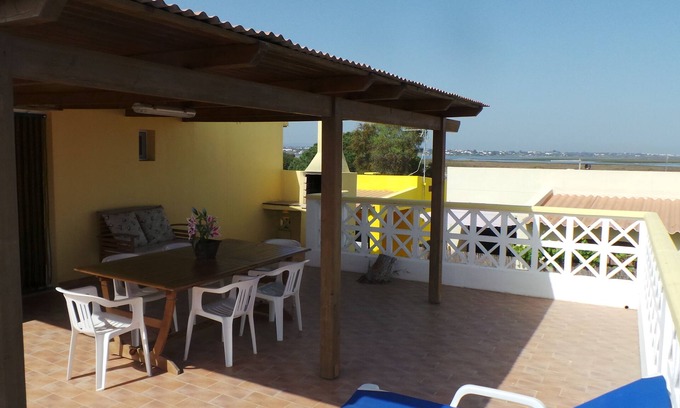Olhao Villa | House for Holidays in Family on the Island of Armona