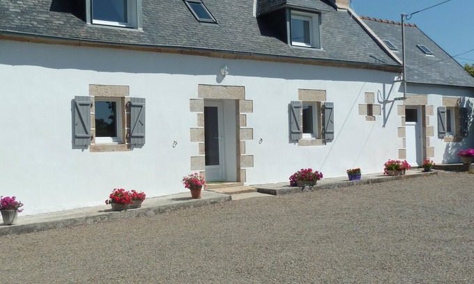 Plozevet House | HOUSE FOR YOUR HOLIDAYS NEAR THE OCEAN - 2 STARS -