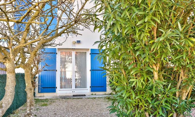 Saint-Gilles-Croix-de-Vie Ski Chalet | House for 4 in the heart of Saint-Gilles
