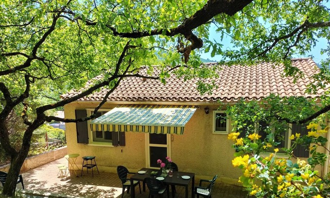 Saint Maime House | House