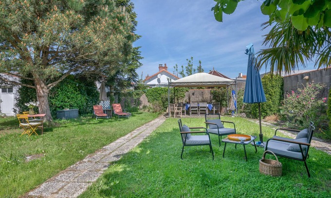 La Bernerie-en-Retz House | House+garden 200m from the sea in La Bernerie