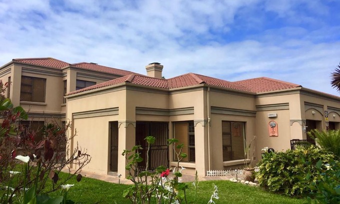 Sedgefield Apartment | House Hibiscus
