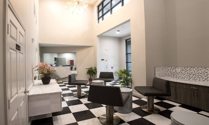 George Bush Park/Eldridge Hotel | House Hotel