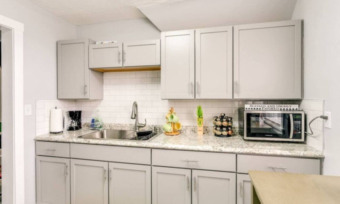 Old Brooklyn House | House Hotels - Henninger Upper