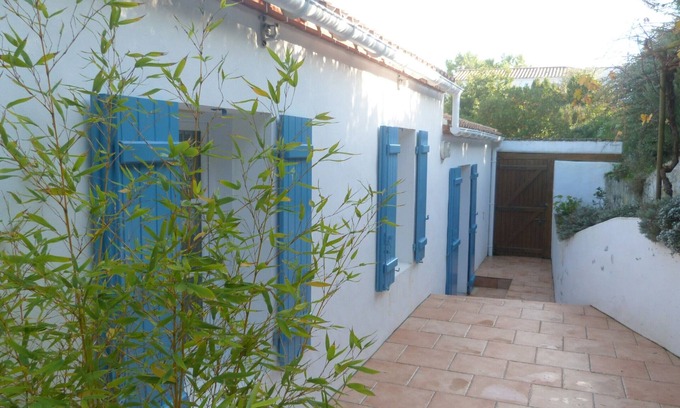 Barbatre House | House in Barbâtre, direct beach access, pets allowed