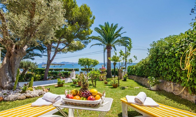 Alcanada Ski Chalet | House in first line Bell punt in Alcudia
