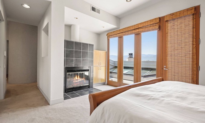 Napa Valley House | House in Oakville, CA with Lap Pool, Outdoor Entertaining Space & Tennis Court