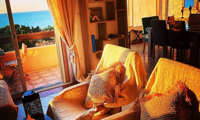 Tarcu House | House in secure residence with exceptional sea view