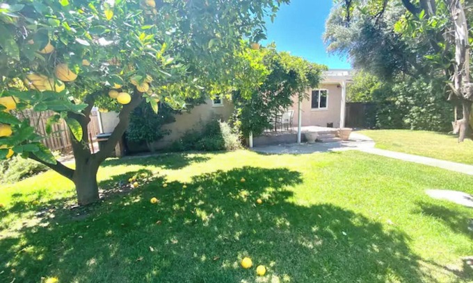Valley Glen House | House ‏in Sherman oaks