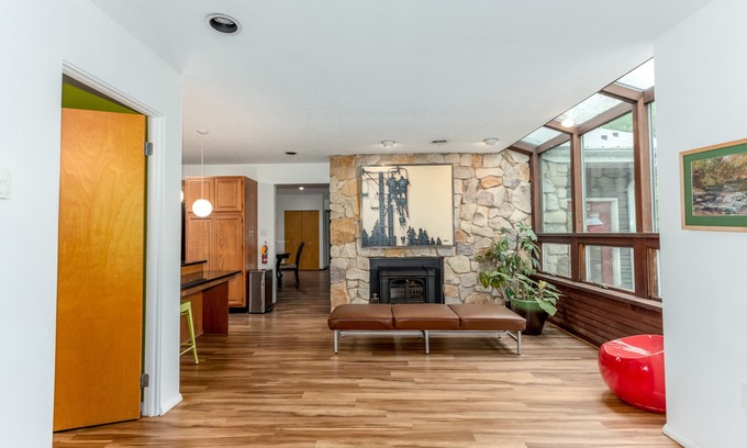 State College House | House in the Trees - 2 miles from Beaver Stadium