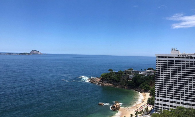 Leblon House | House in Vidigal with incredible sea views