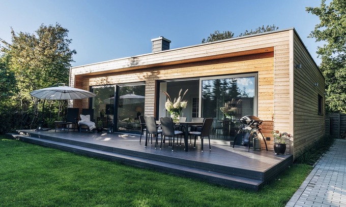 Westerholz House | House Kowloon - terrace, garden furniture, barbecue, shower room, washing machine, parking lot