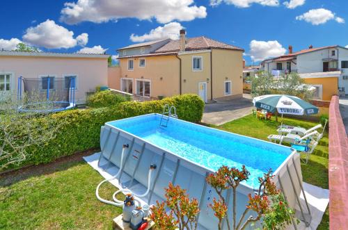 Skatari House | House Kristina 1203