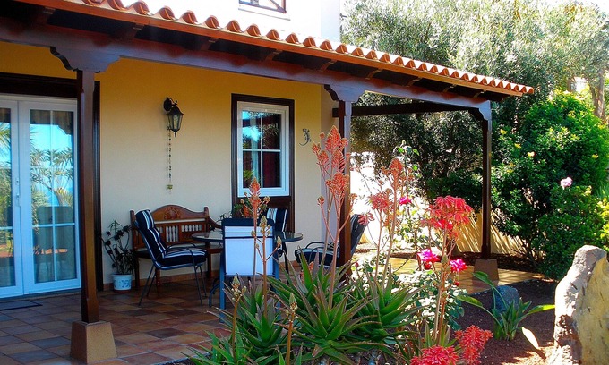 Sauzal Ski Chalet | House Mar y Teide offers tranquility, proximity, good weather and beautiful view
