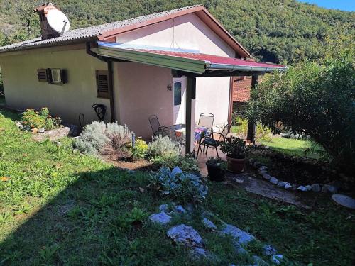 Obrs House | House Mirella