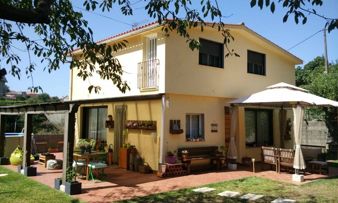 Baiona House | HOUSE NEAR BEACH LADEIRA - BAYONA, WITH GARDEN, BARBECUE, SWIMMING POOL,