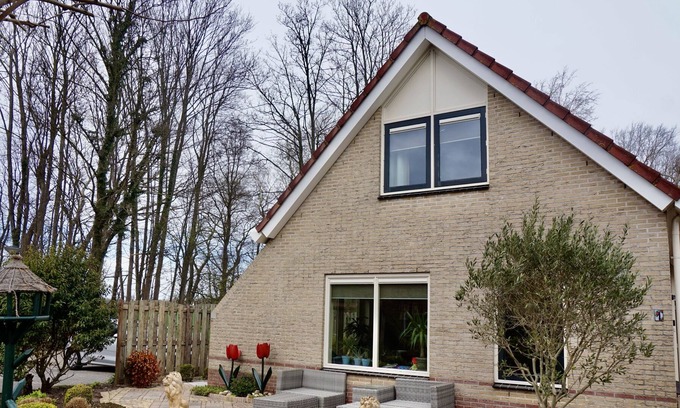 Noordwijkerhout House | House