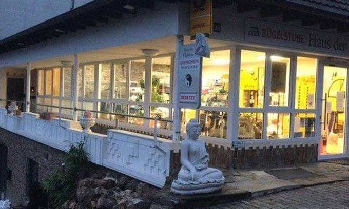 Brohl-Lutzing Apartment | House of Gemstones - Holiday apartment downstairs