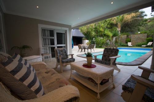 Windhoek Bed & Breakfast | House on Olof Palme