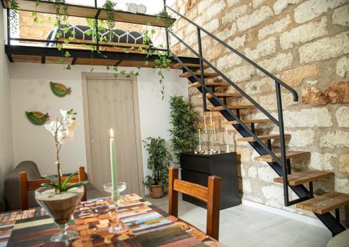 Sferracavallo House | House Orlando