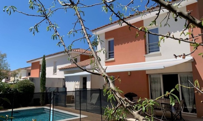 Saint-Cannat House | House Saint Cannat - Sleeps 6 - Swimming pool