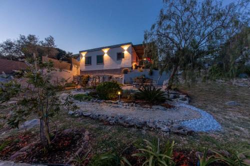 Okrug Donji House | House Tea in a beautiful nature