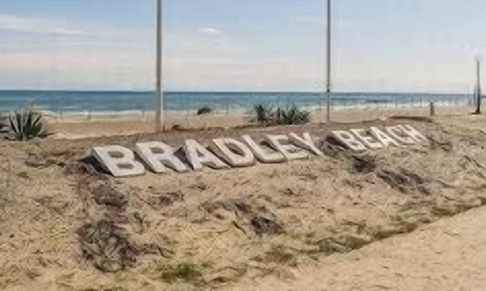 Bradley Beach Apartment | House