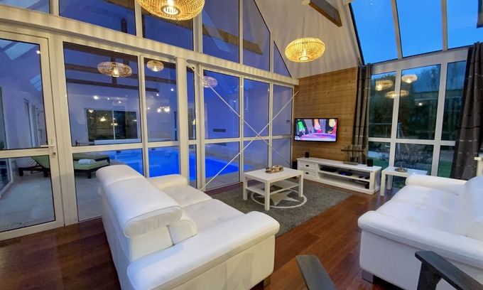 Plouescat Villa | House/Villa - Plouescat
