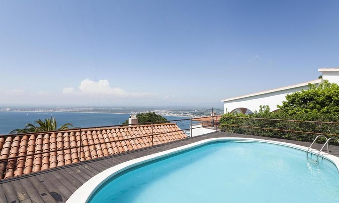 Almadraba-Canyelles House | House vista bella