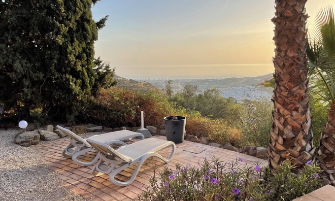 Torrox Cottage | House with a great sea view, pool, 14 minutes to the beach