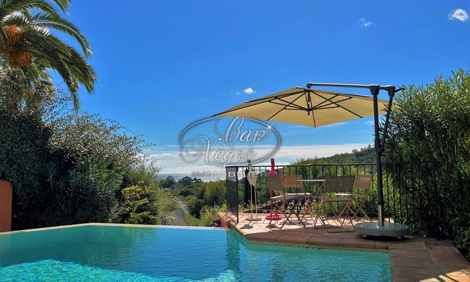 Cavaliere Ski Chalet | House with a pool and sea view in a quiet area in Cavalière
