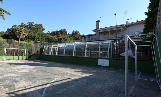 Valenca Villa | House with Cinema and Discotheque
