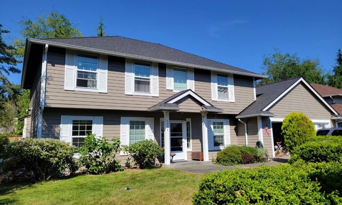Fircrest House | House with Creek